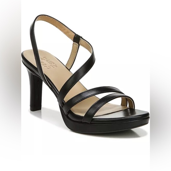 NWT Naturalizer
Women's Brenta Strappy Dress Sandals - Picture 1 of 5